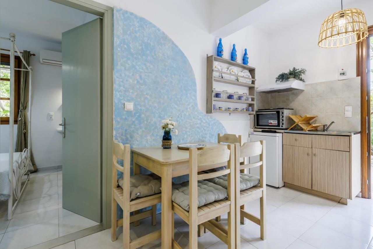 סקופלוס טאון Yianna Cottage Studios מראה חיצוני תמונה
